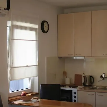 Apartman Cozy With Parking