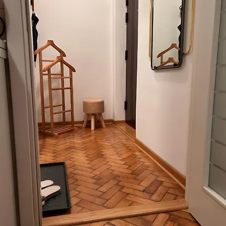 Apartman Cozy With Parking Zemun