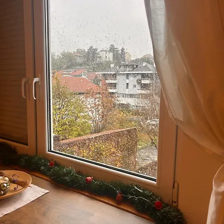 Cozy With Parking Apartman